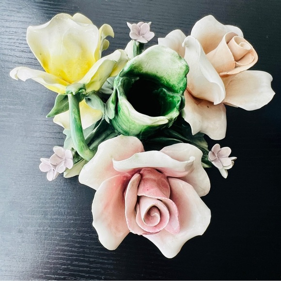 Vintage Capodimonte Handmade Porcelain Flower Candlestick Holder, Italy 1950’s - Picture 4 of 15